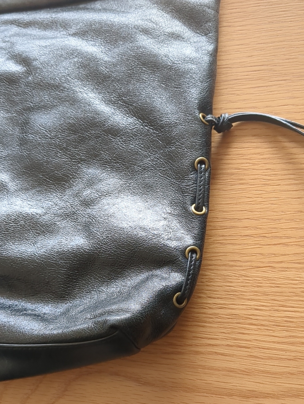 🚨FINAL PRICE🚨 Hobo International Explorer Leather Slouch Convertible Crossbody - Picture 8 of 16